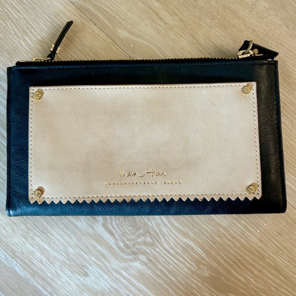 India Hicks Take Out Wallet